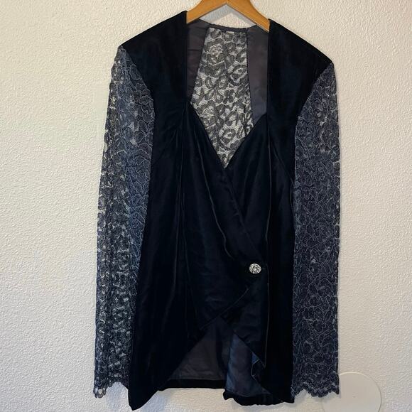 VTG ala Carte California Whimsygoth Black Velvet & Lace Romantic Jacket Sz 13-14 - Picture 3 of 11
